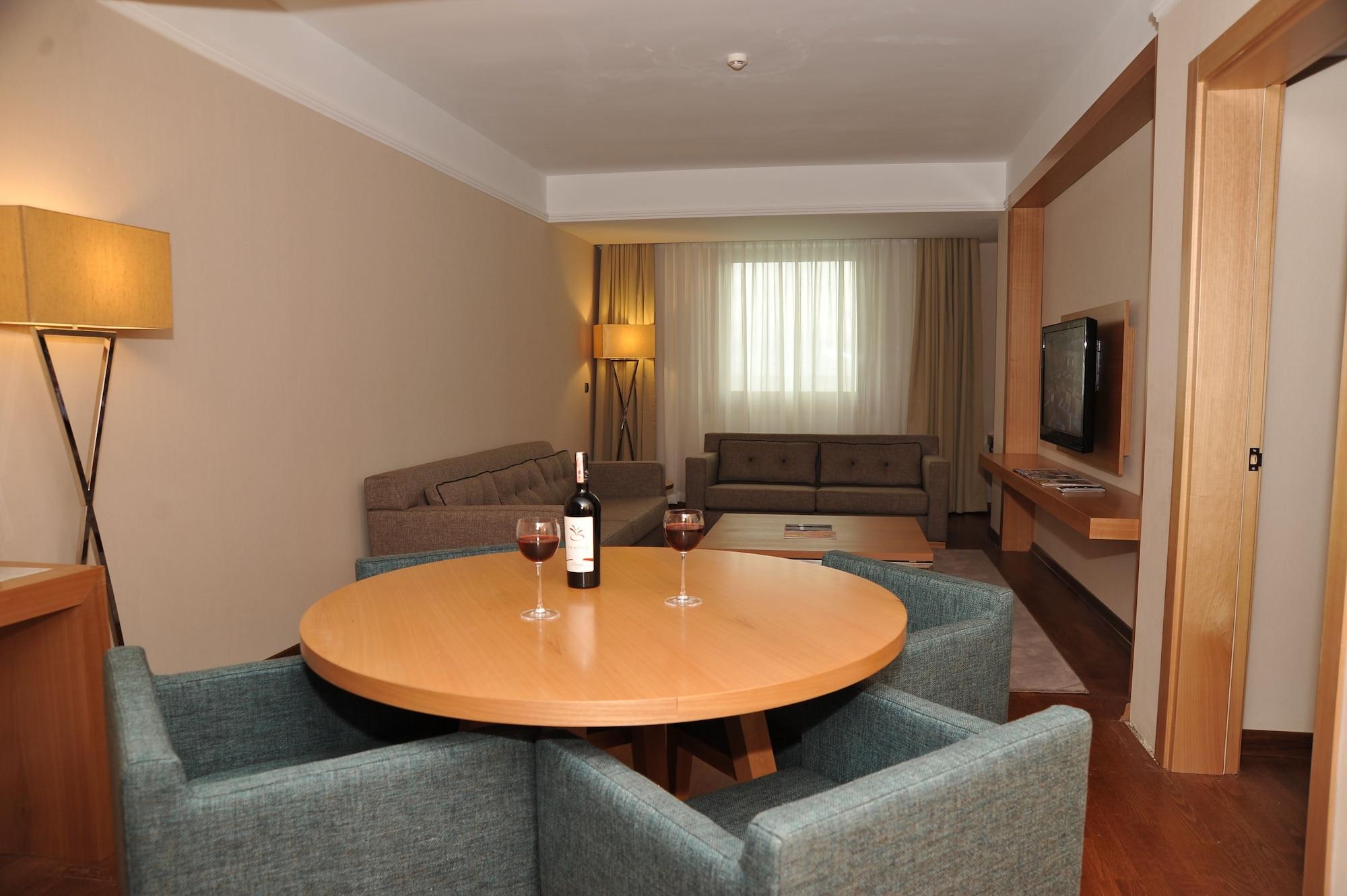 Anemon Kent Hotel 4*